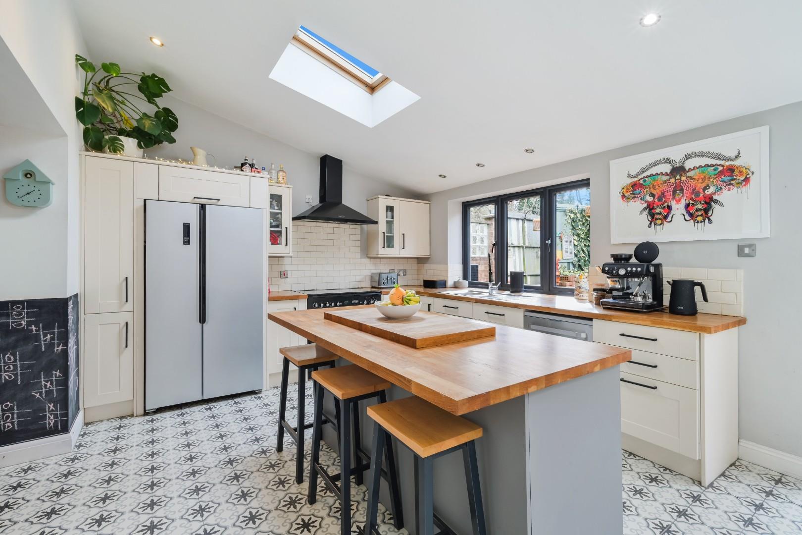 Merland Rise, Epsom | The Personal Agent